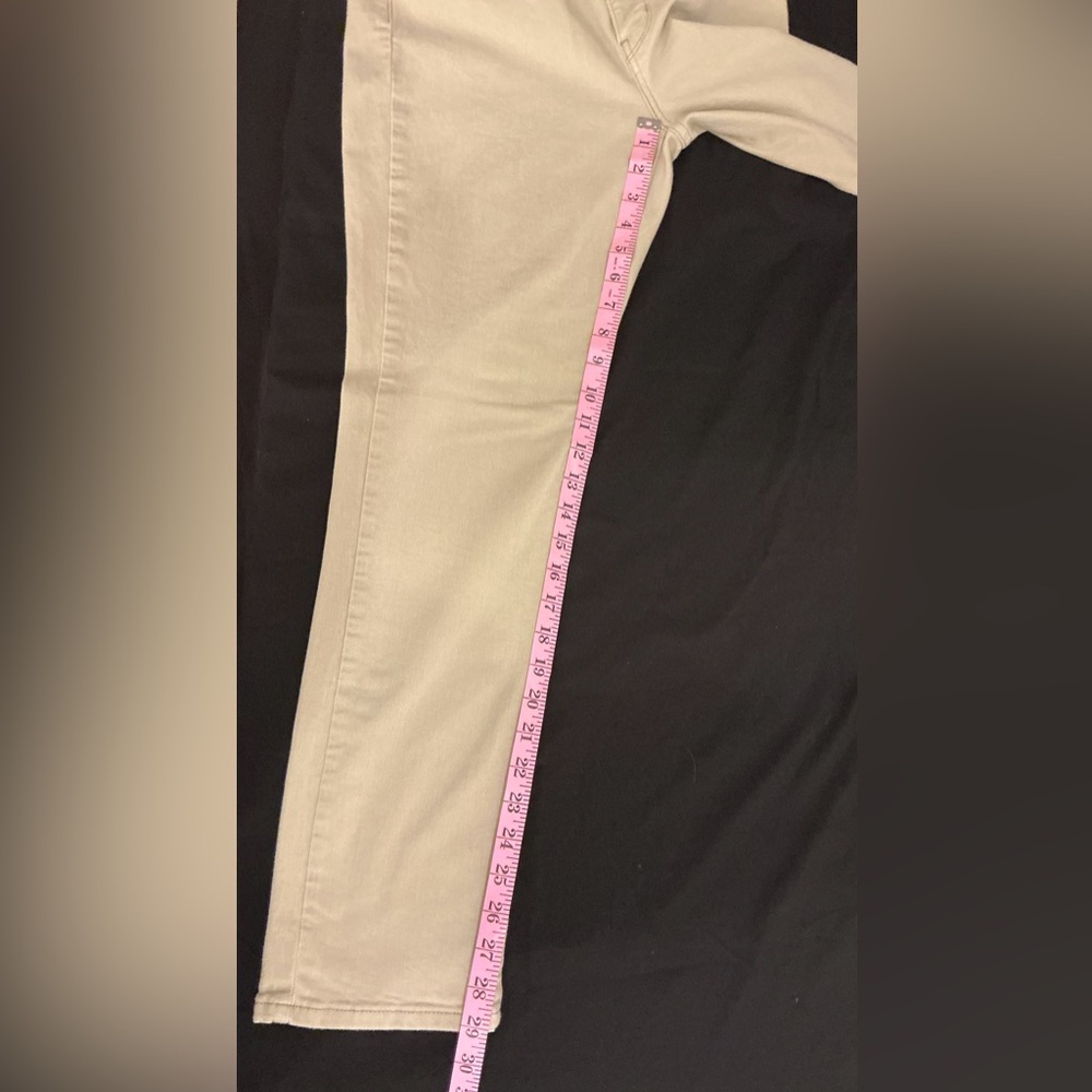 Levi's Beige Women’s Straight Denim Jeans - Picture 4 of 5